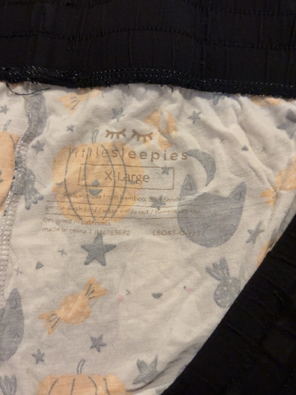 Little Sleepies Boo Crew Halloween Pajama Set Size L/XL - Picture 8 of 8